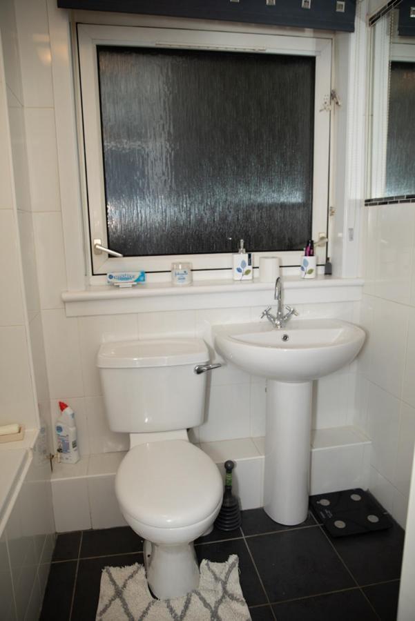 Stunning 2Nd Floor 2 Bedroom Massionette Apartment Glasgow Exterior foto